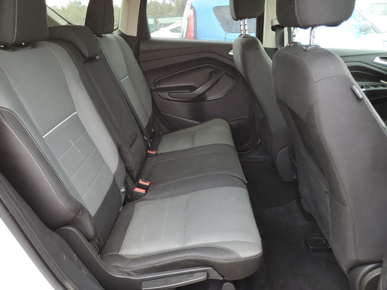 2015 Ford Escape - Image 11