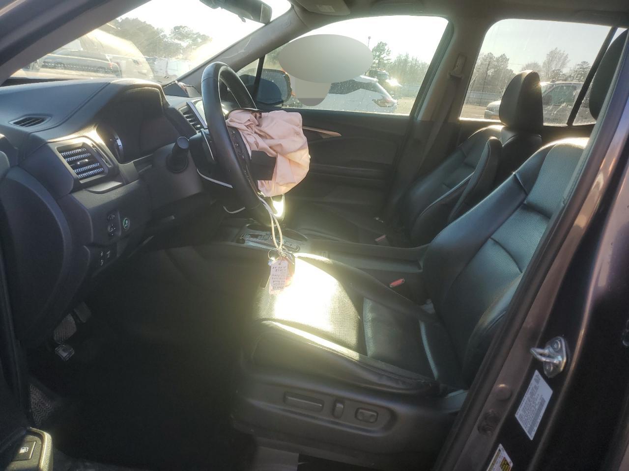 2020 Honda Ridgeline - Image 7