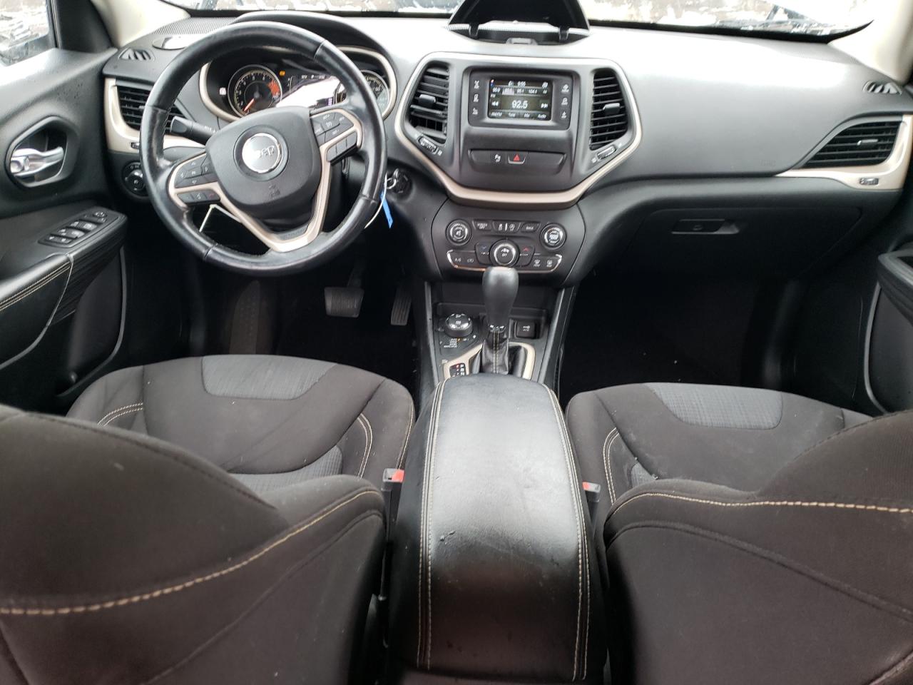 2016 Jeep Grand Cherokee - Image 8