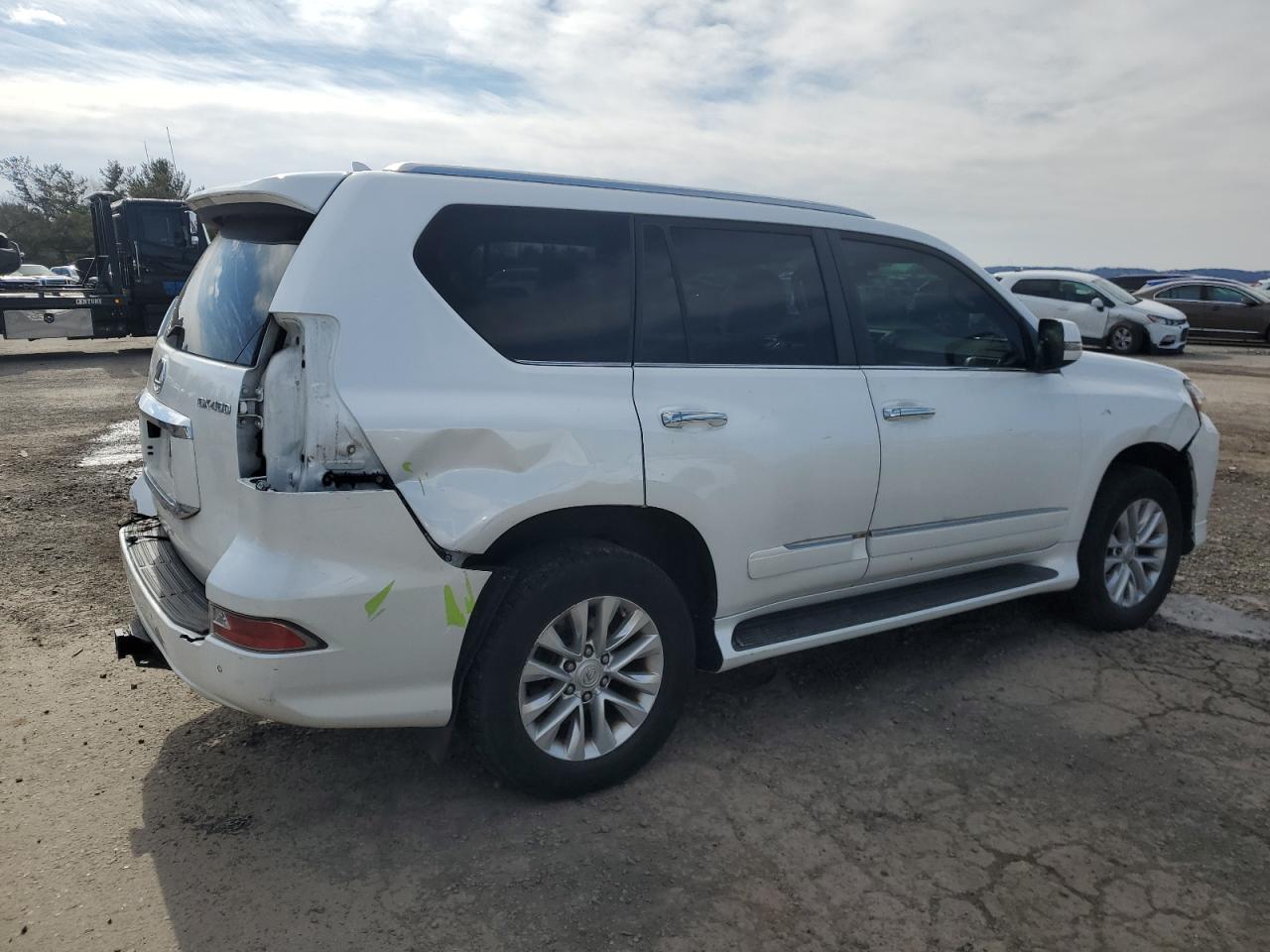 2014 Lexus GX - Image 3