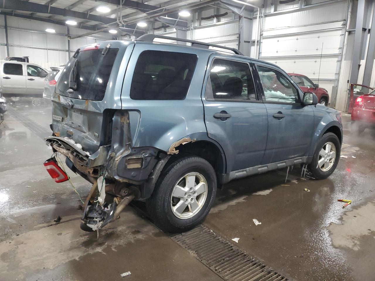 2011 Ford Escape - Image 3