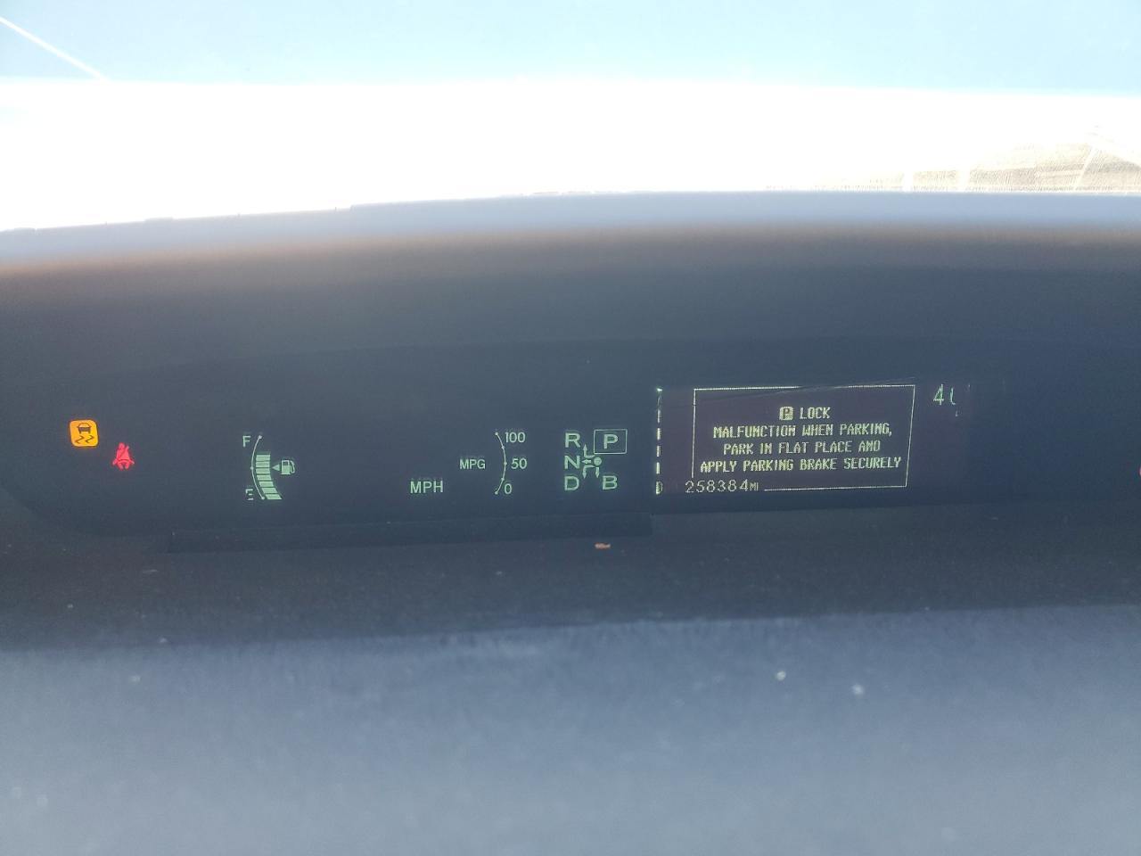 2015 Toyota Prius - Image 9