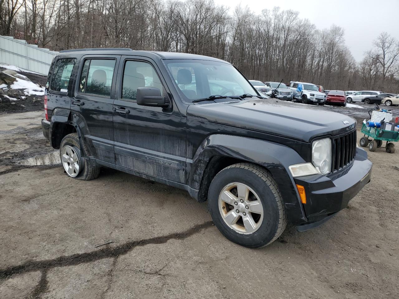 2012 Jeep Liberty (North America) - Image 4
