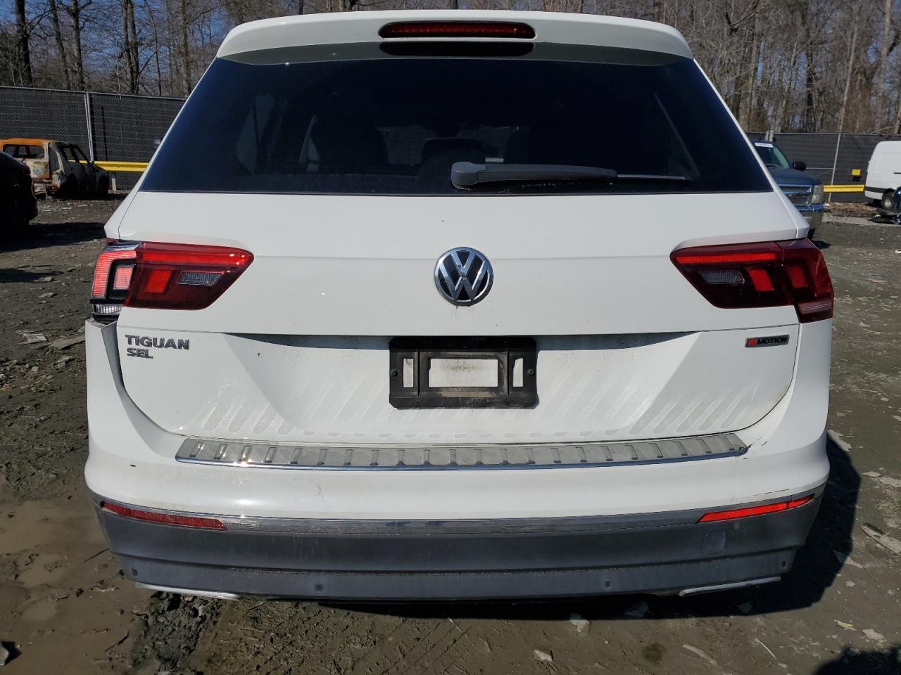 2019 Volkswagen Tiguan - Image 6