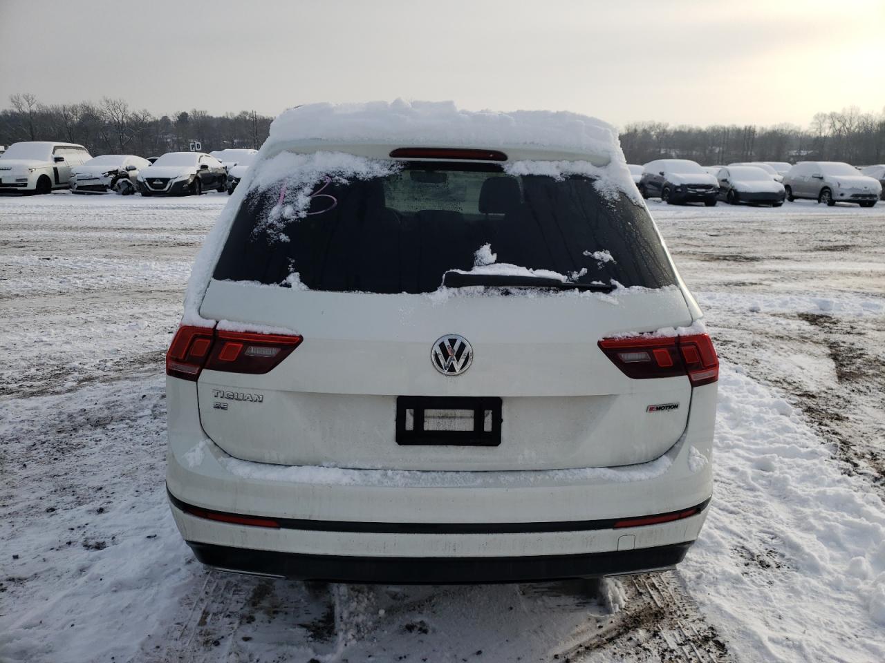 2021 Volkswagen Tiguan - Image 6