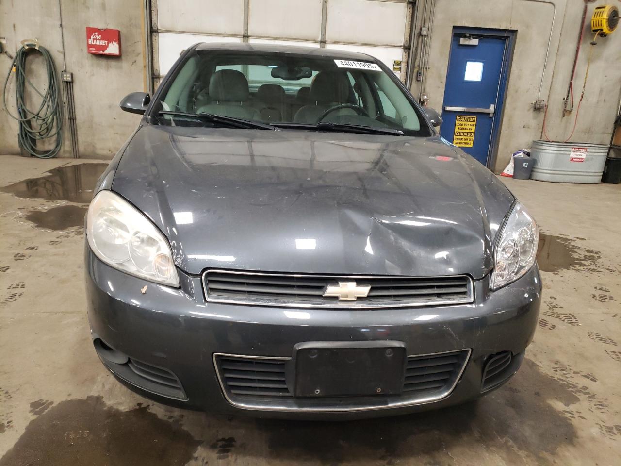 2010 Chevrolet Impala - Image 5