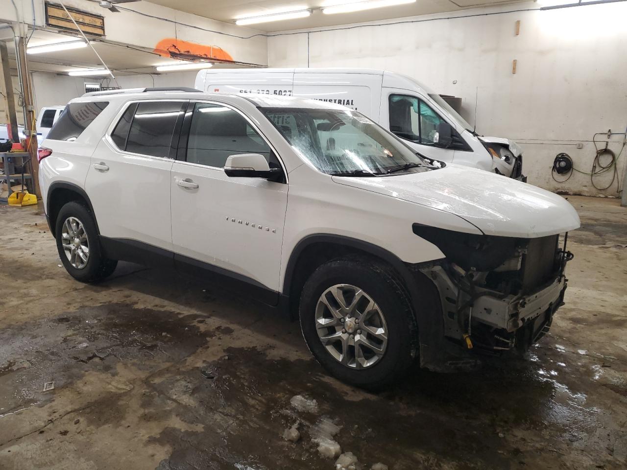 2018 Chevrolet Traverse - Image 4