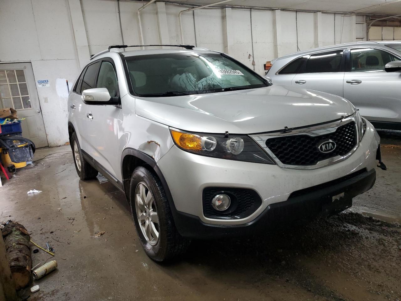 2013 Kia Sorento - Image 4