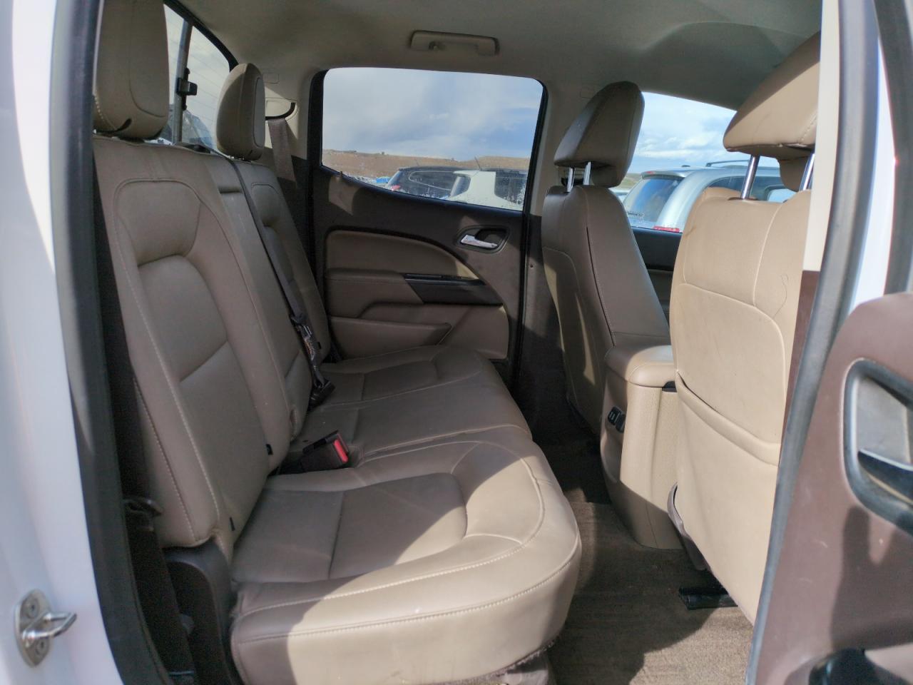2017 GMC Canyon - Image 10