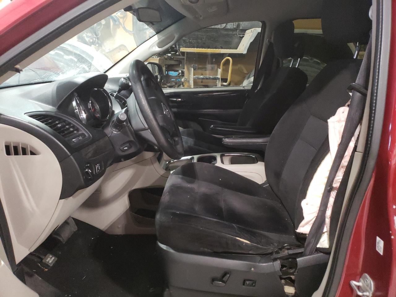 2014 Dodge Caravan - Image 7