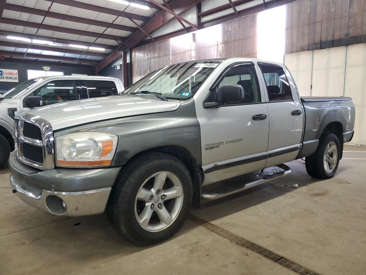 2006 Dodge Ram 1500 St zu verkaufen in East Granby, CT - Minor Dent/Scratches
