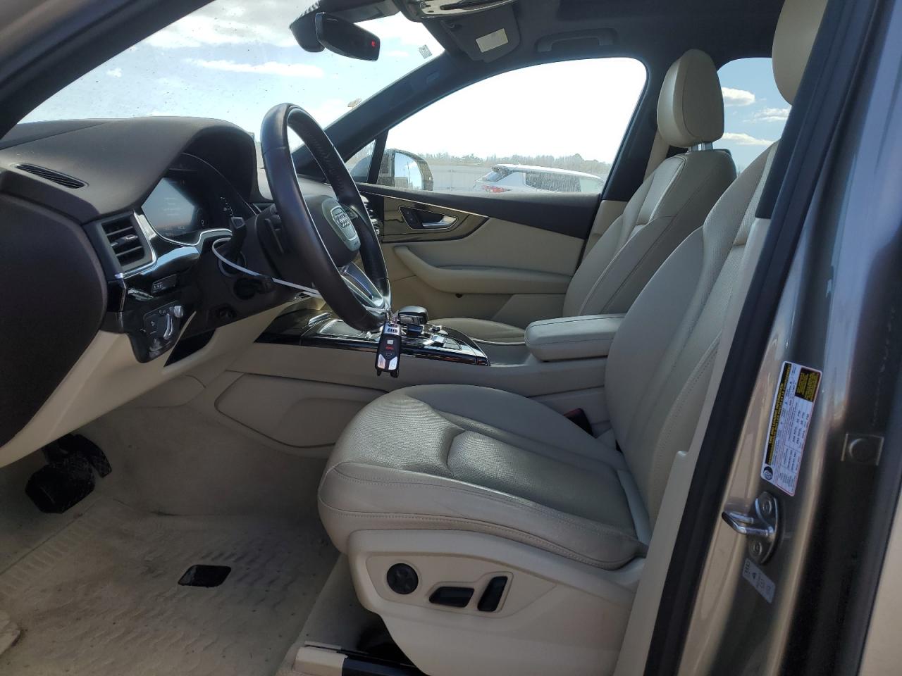 WA1VAAF72HD052984 Audi Q7 2017. Фото: 6