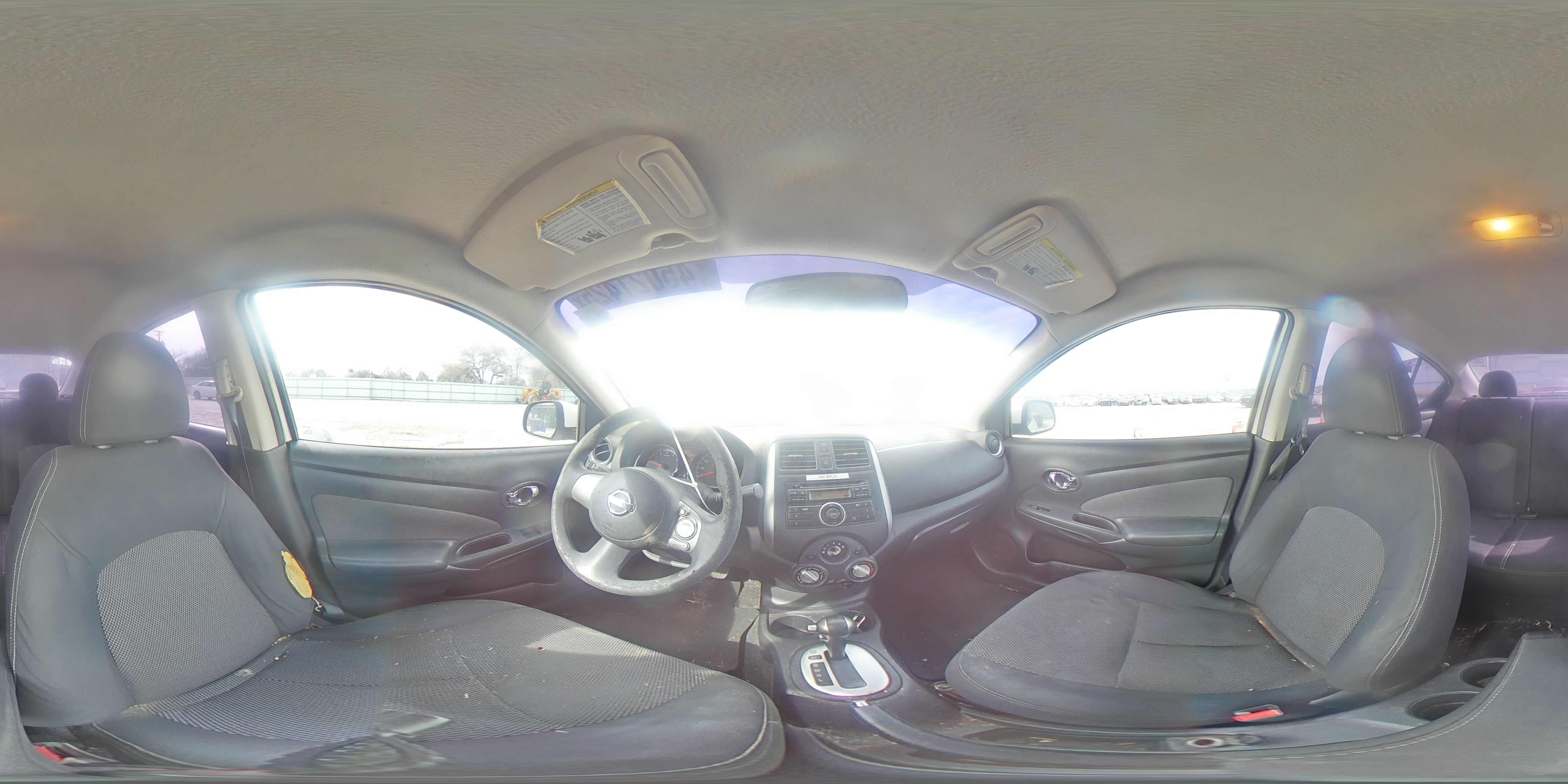 2014 Nissan Versa - Image 12
