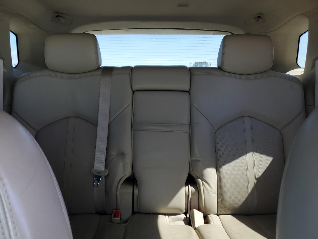 2015 Cadillac SRX - Image 10