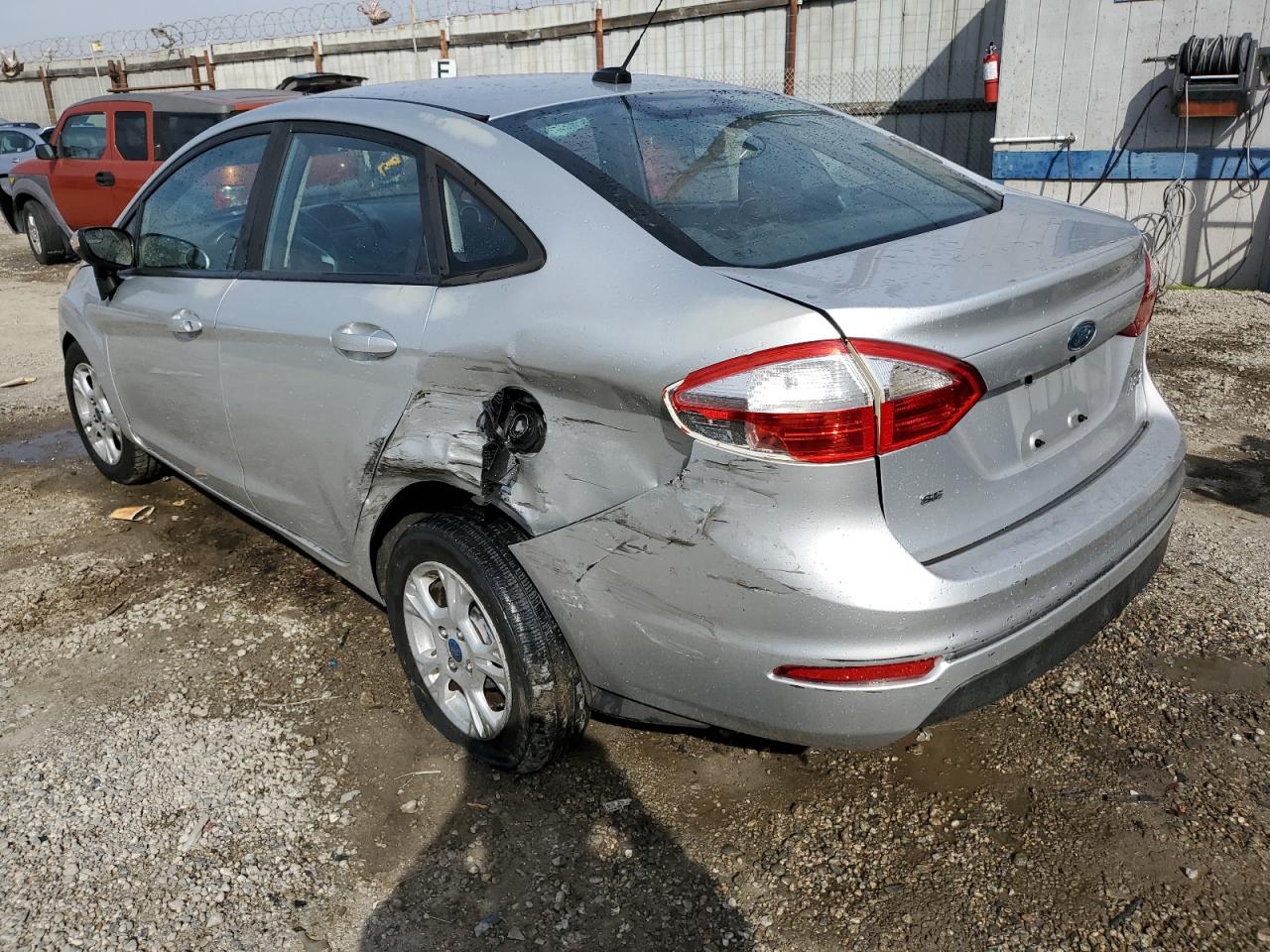 2014 Ford Fiesta - Image 2