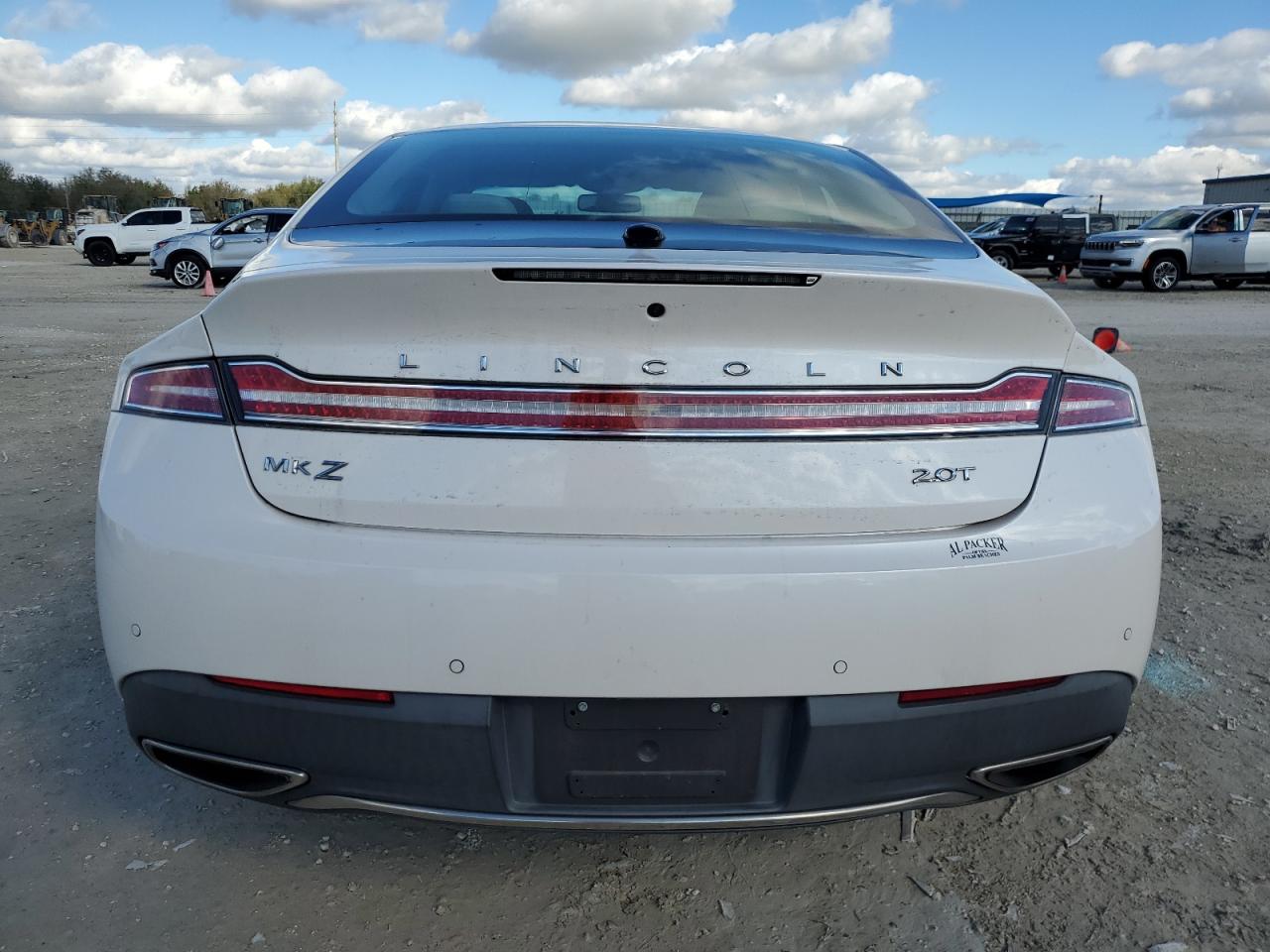 2019 Lincoln MKZ - Image 6