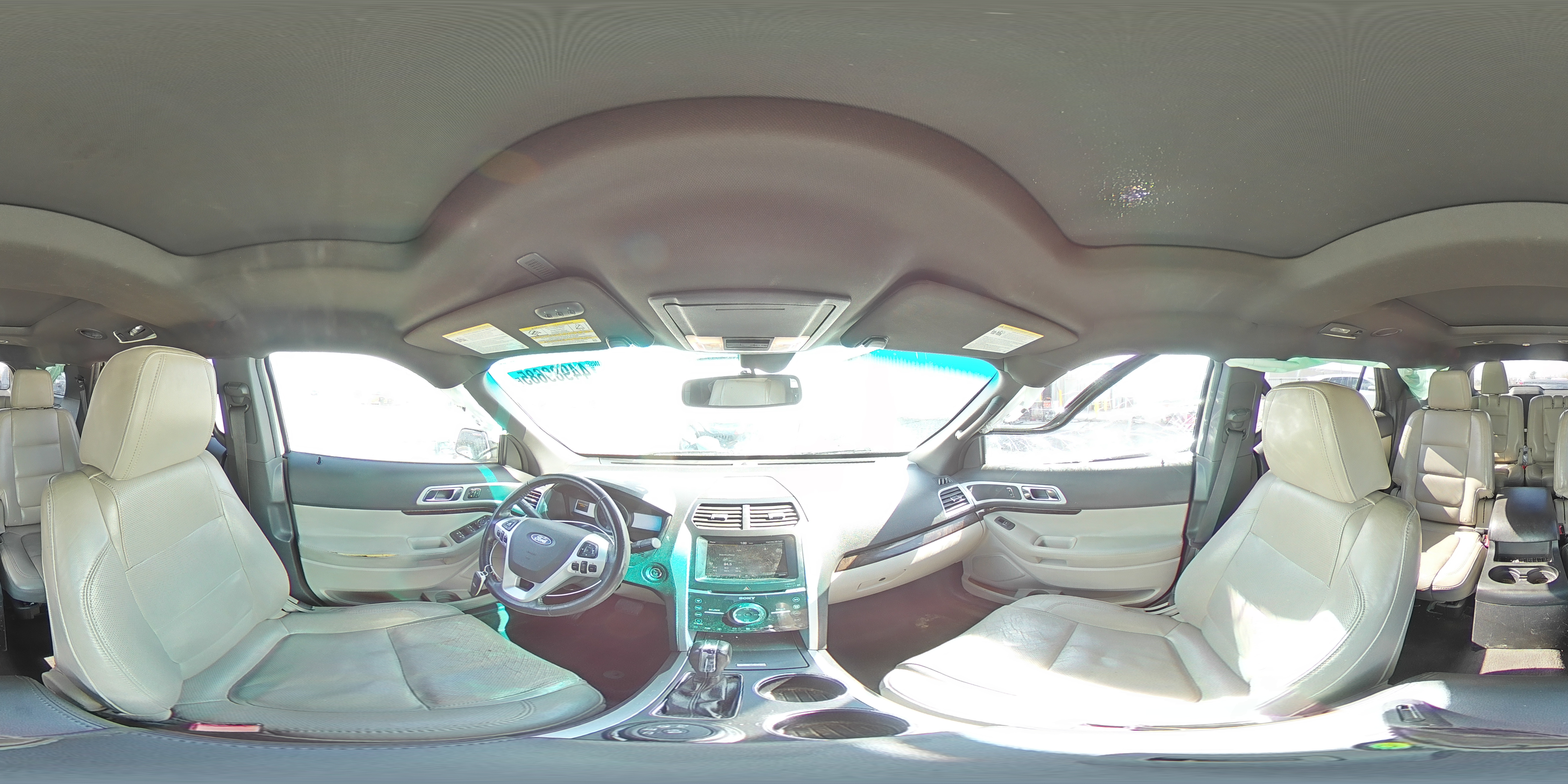 2012 Ford Explorer - Image 16