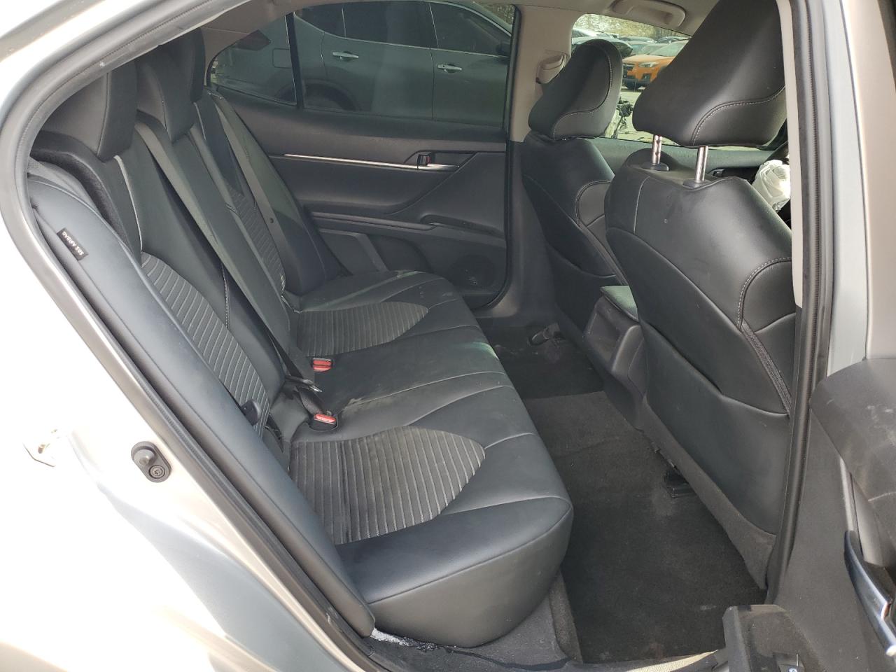 2020 Toyota Camry - Image 10