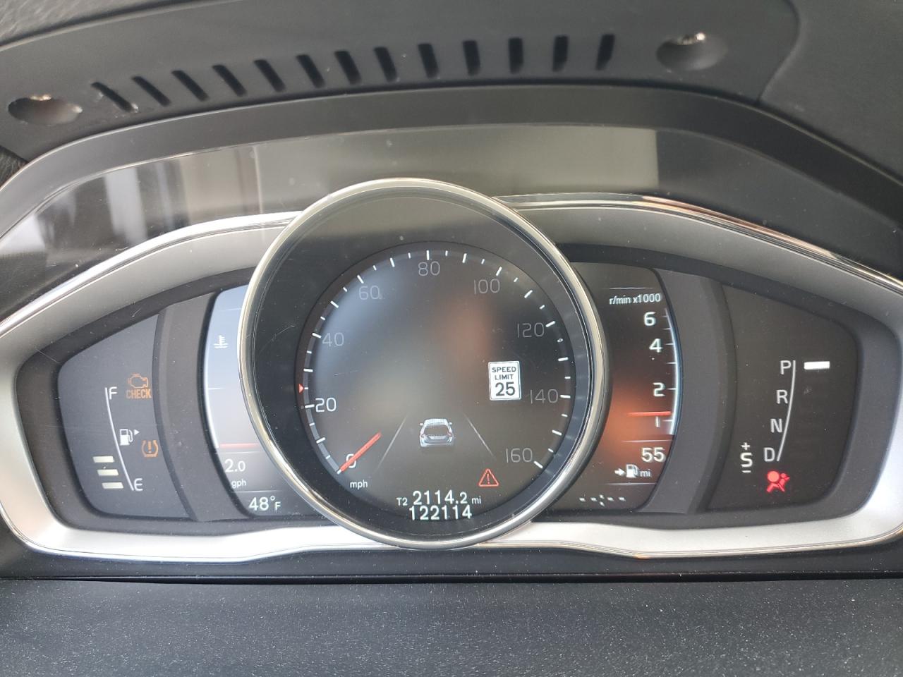 2015 Volvo V60 - Image 9