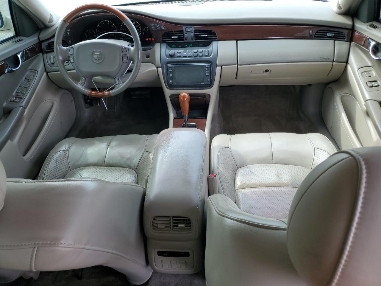 2003 Cadillac De Ville - Image 8