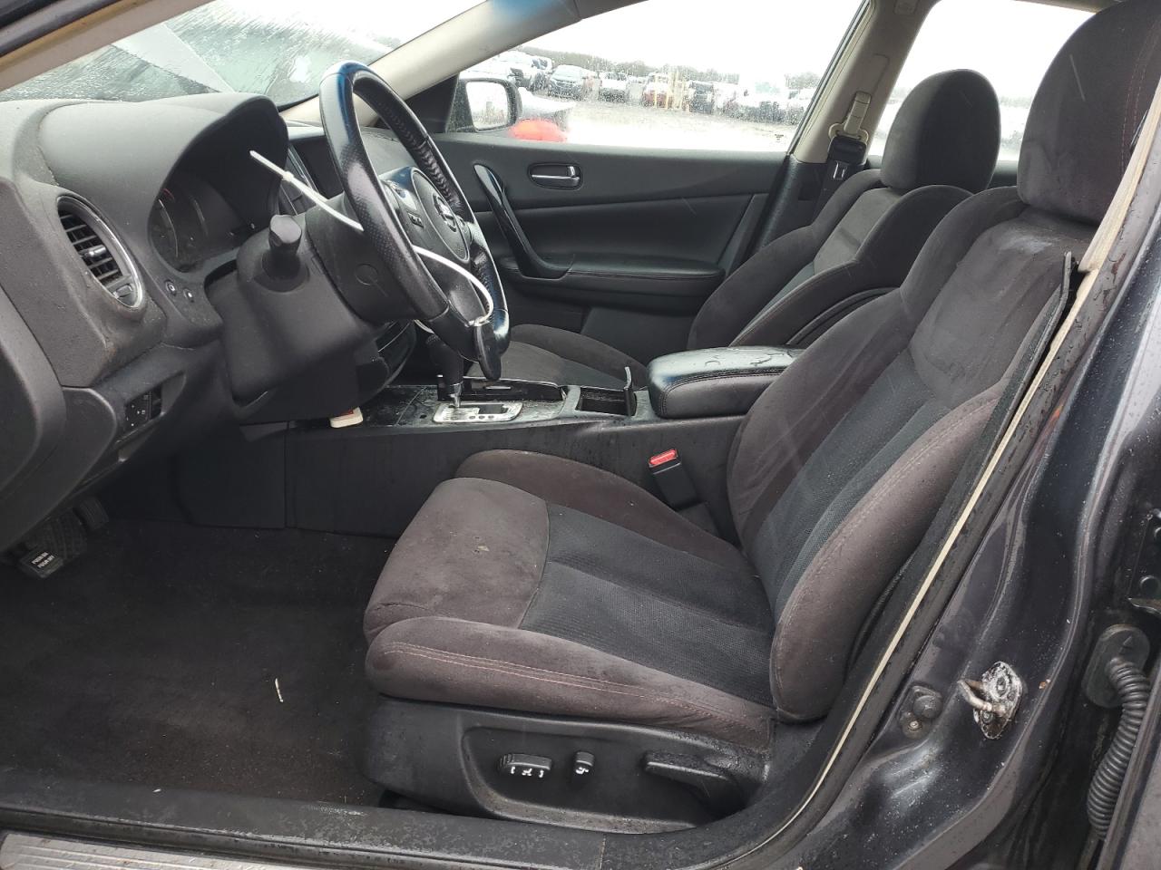 2009 Nissan Maxima - Image 7