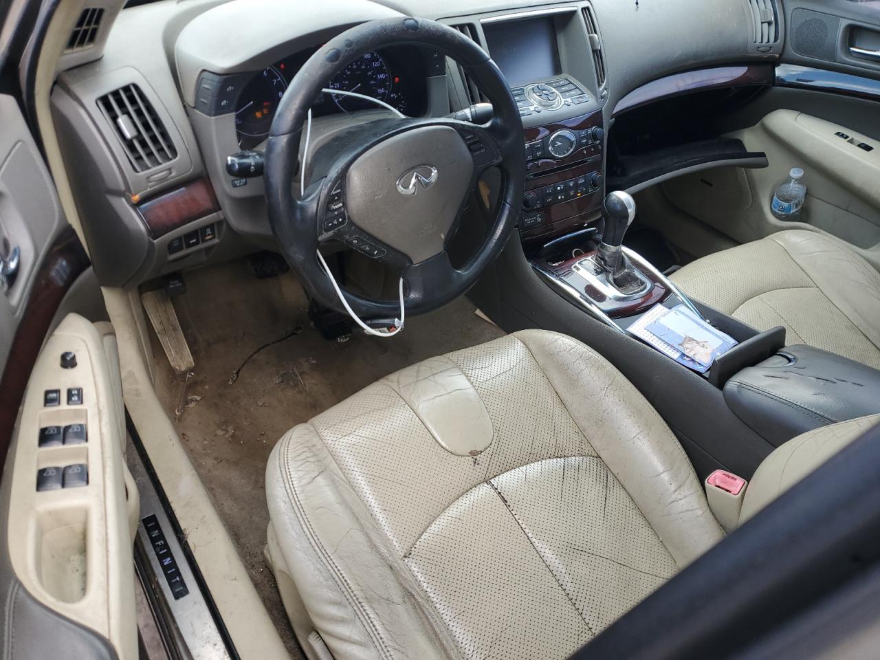 2010 Infiniti G - Image 8