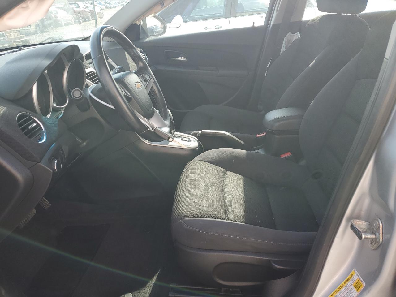 2014 Chevrolet Cruze - Image 7