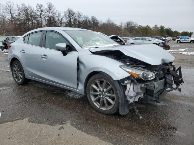  MAZDA 3 2018 Srebrny