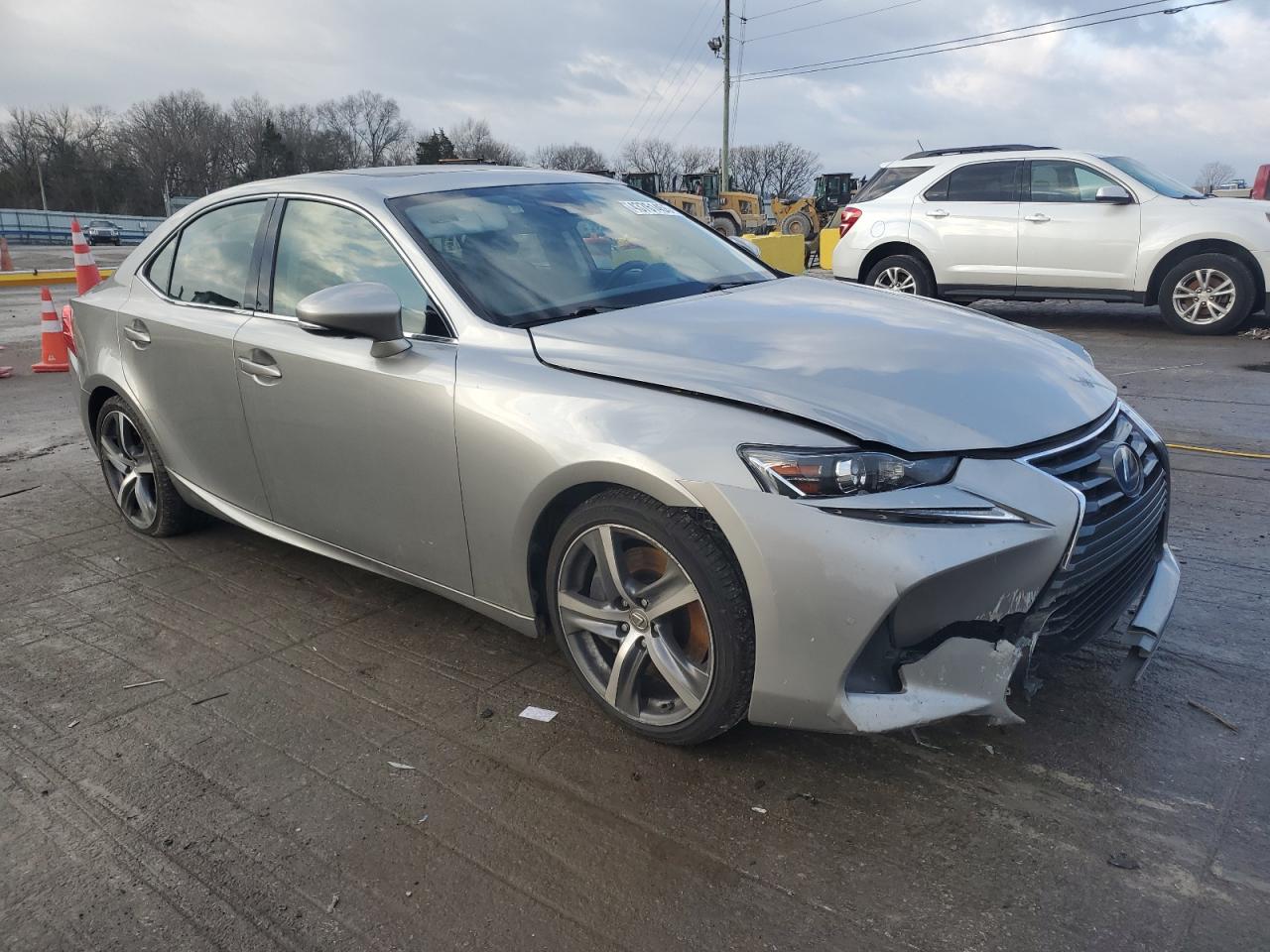 2017 Lexus IS - Image 4