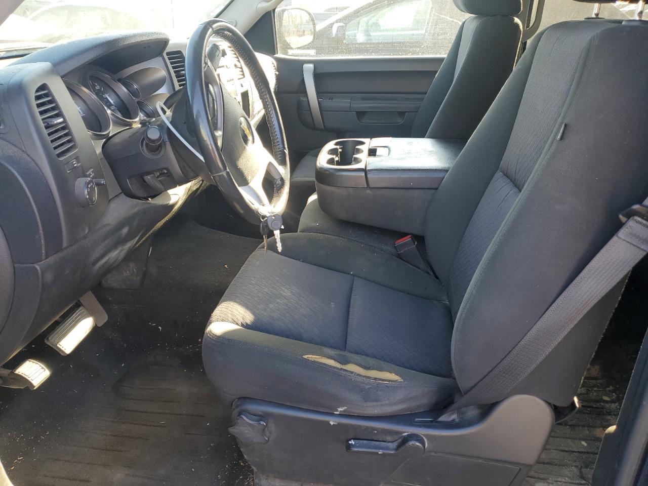 2011 Chevrolet Silverado - Image 7