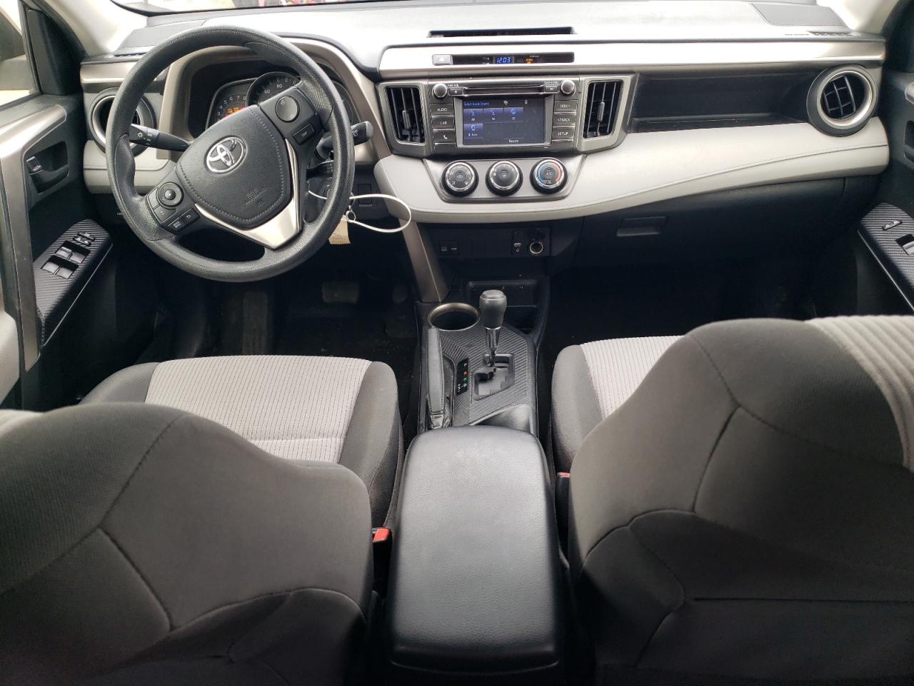 2015 Toyota RAV 4 - Image 8