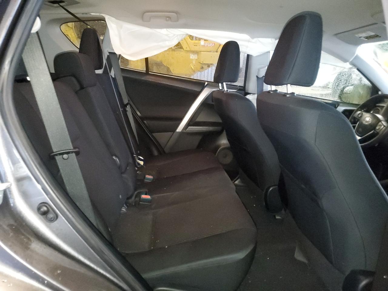 2016 Toyota RAV 4 - Image 11