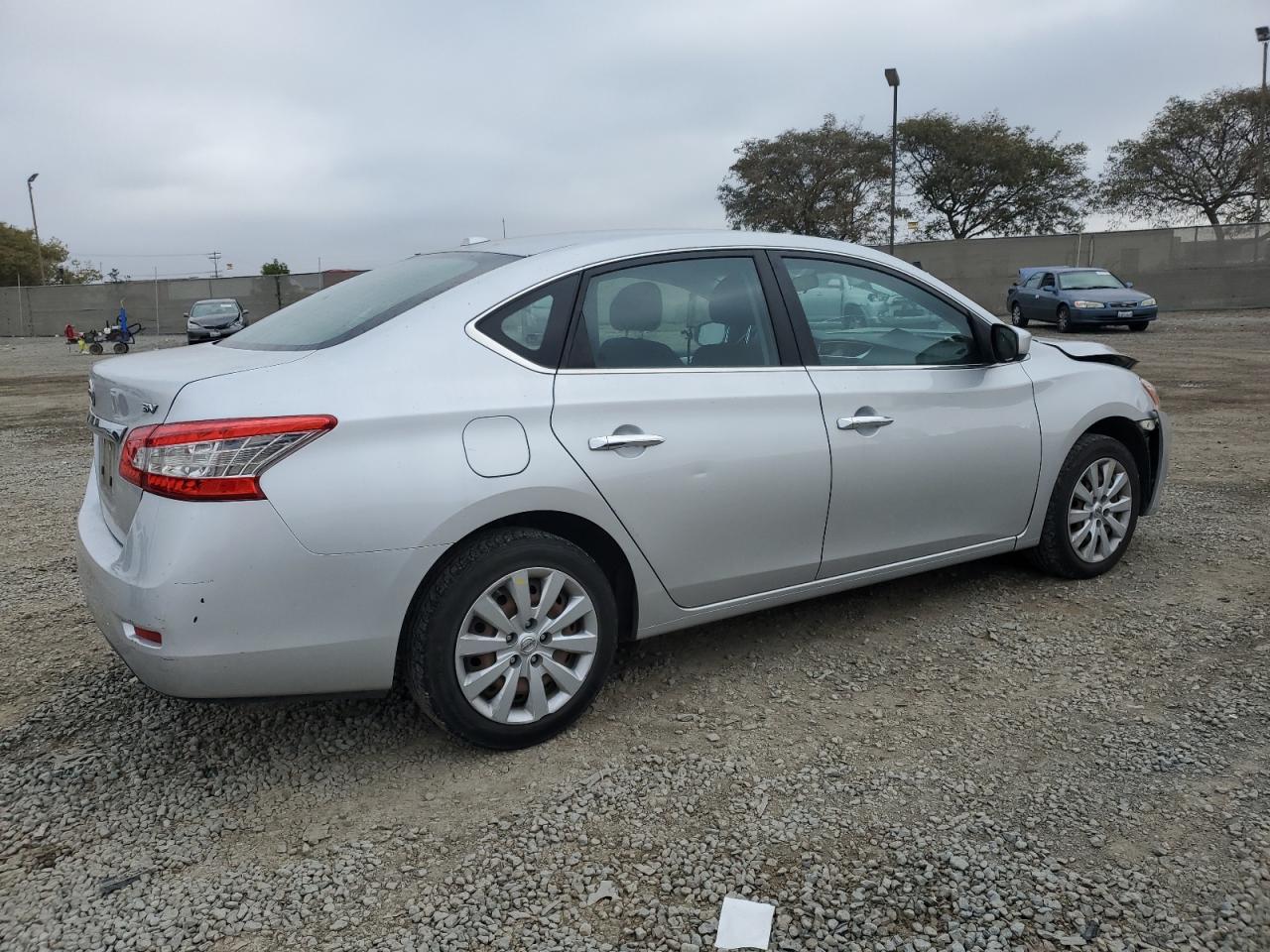2015 Nissan Sentra - Image 3