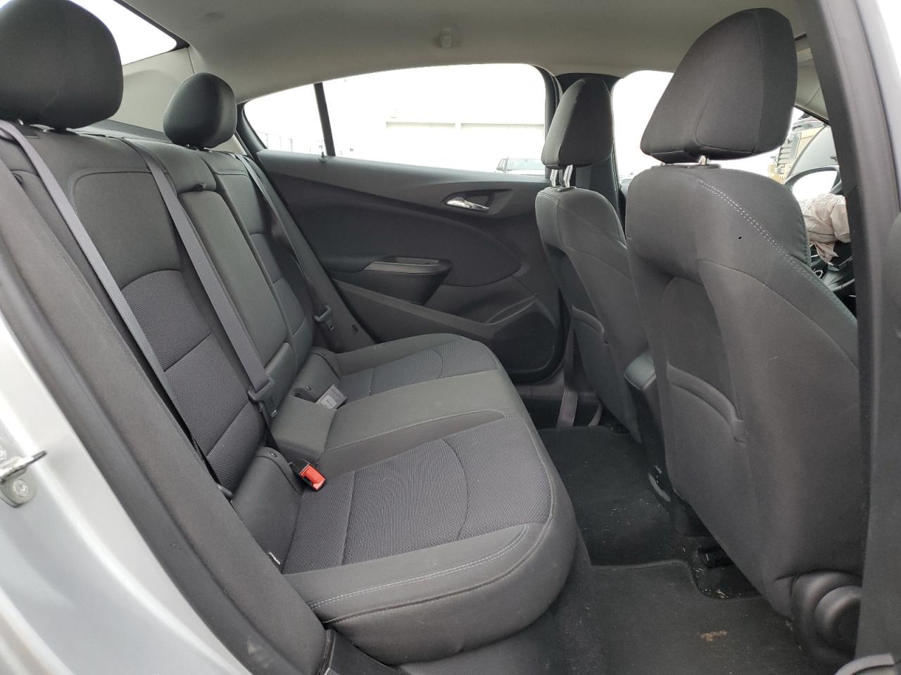 2017 Chevrolet Cruze - Image 10