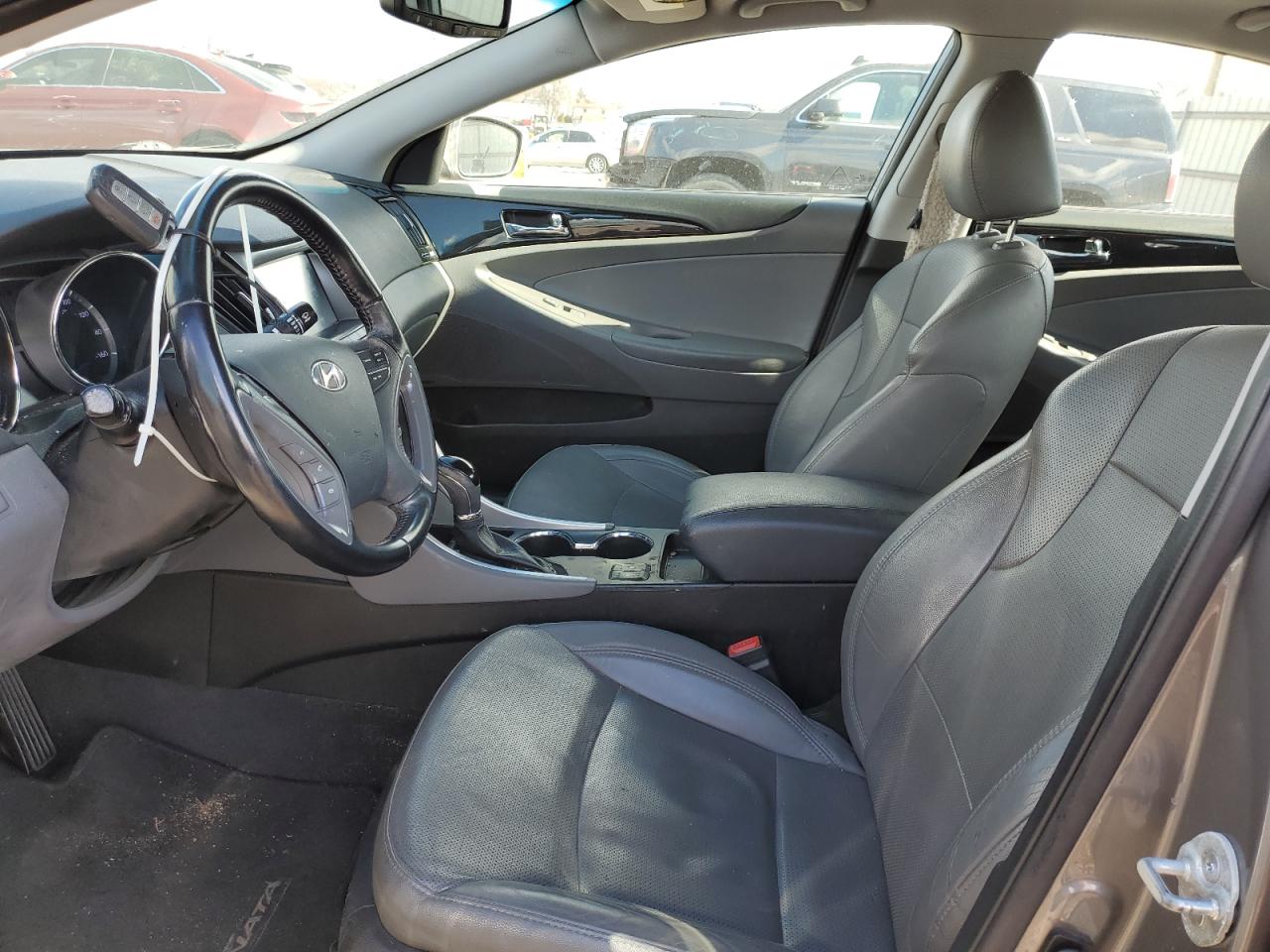 2014 Hyundai Sonata - Image 7