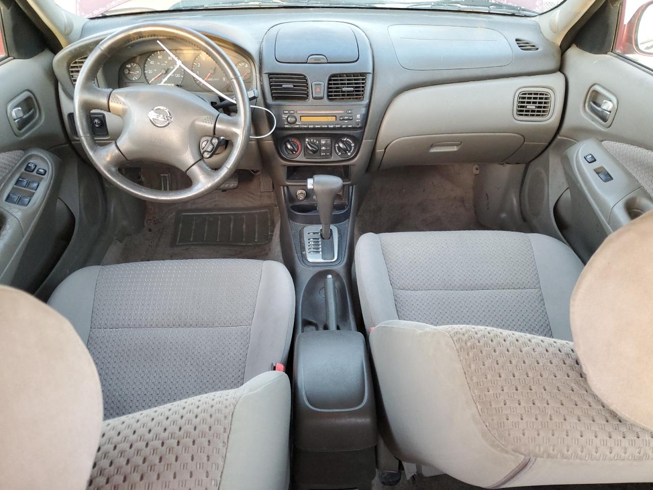 2004 Nissan Sentra - Image 8