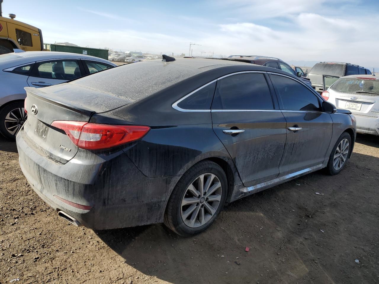 2016 Hyundai Sonata - Image 3