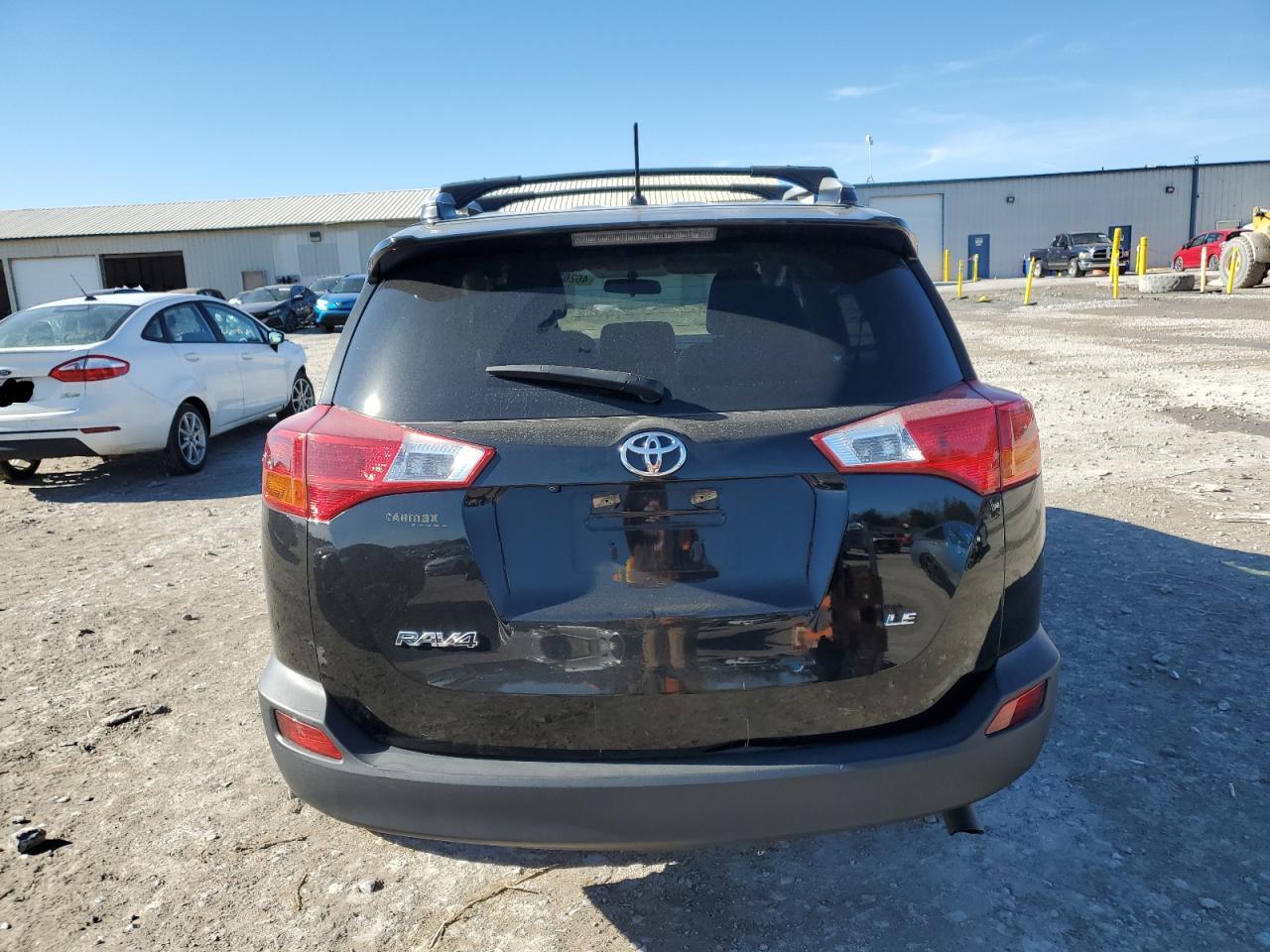 2015 Toyota RAV 4 - Image 6