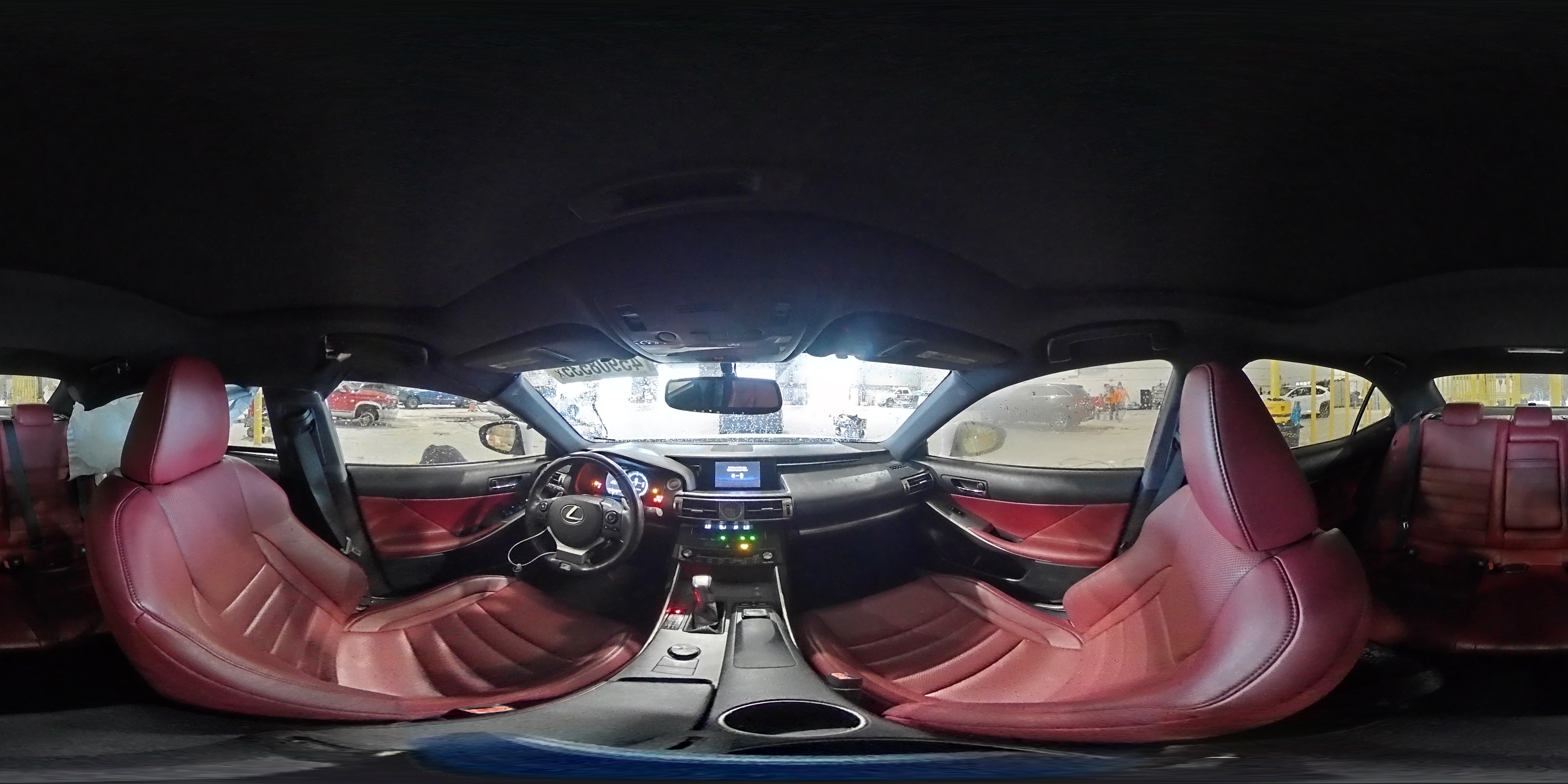 2015 Lexus IS - Image 13
