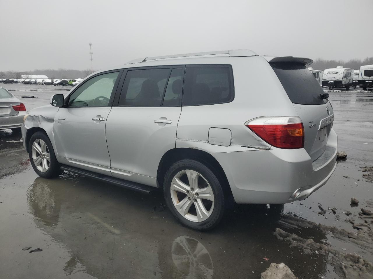 2008 Toyota Highlander - Image 2
