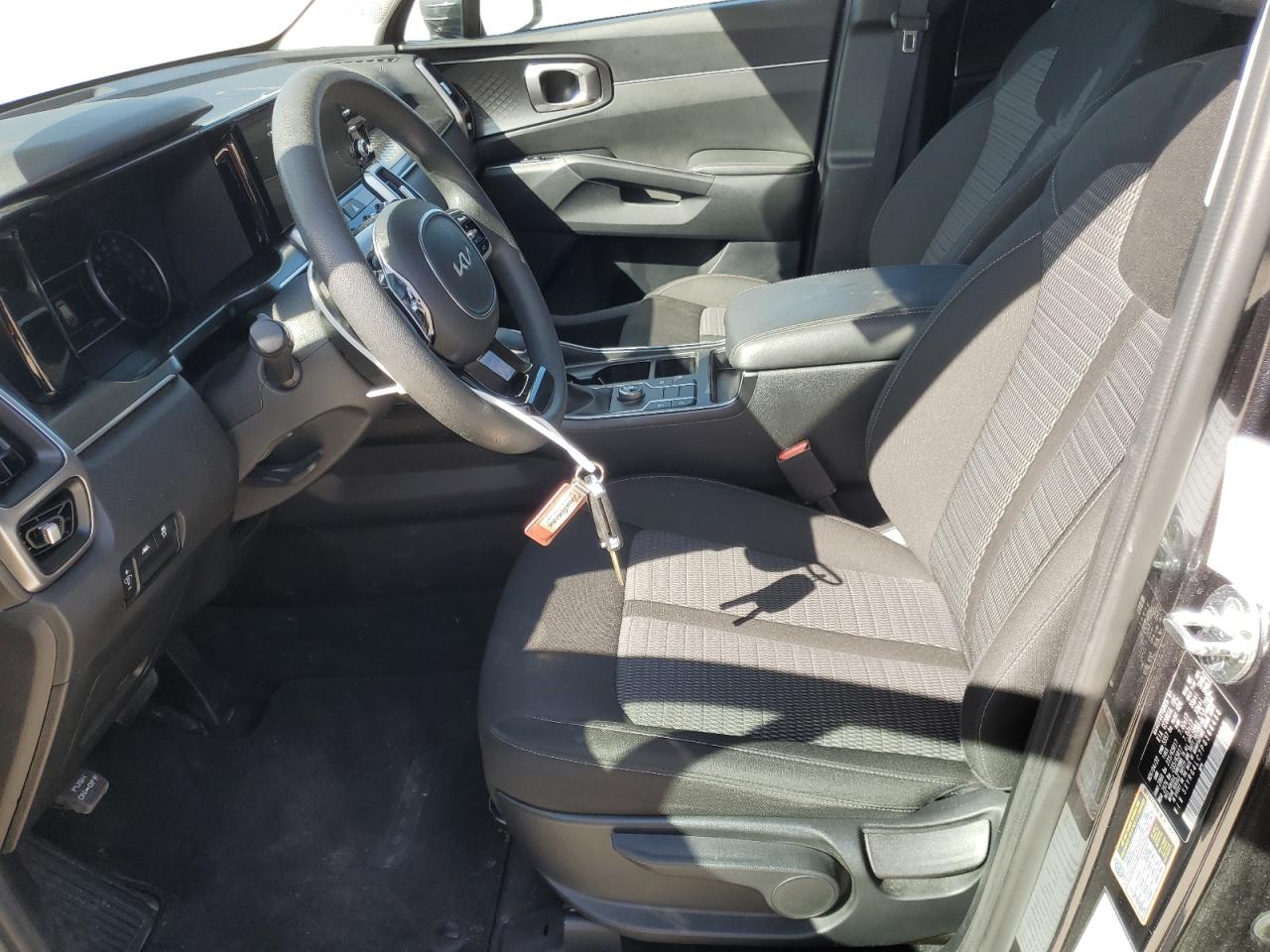 2023 Kia Sorento - Image 7