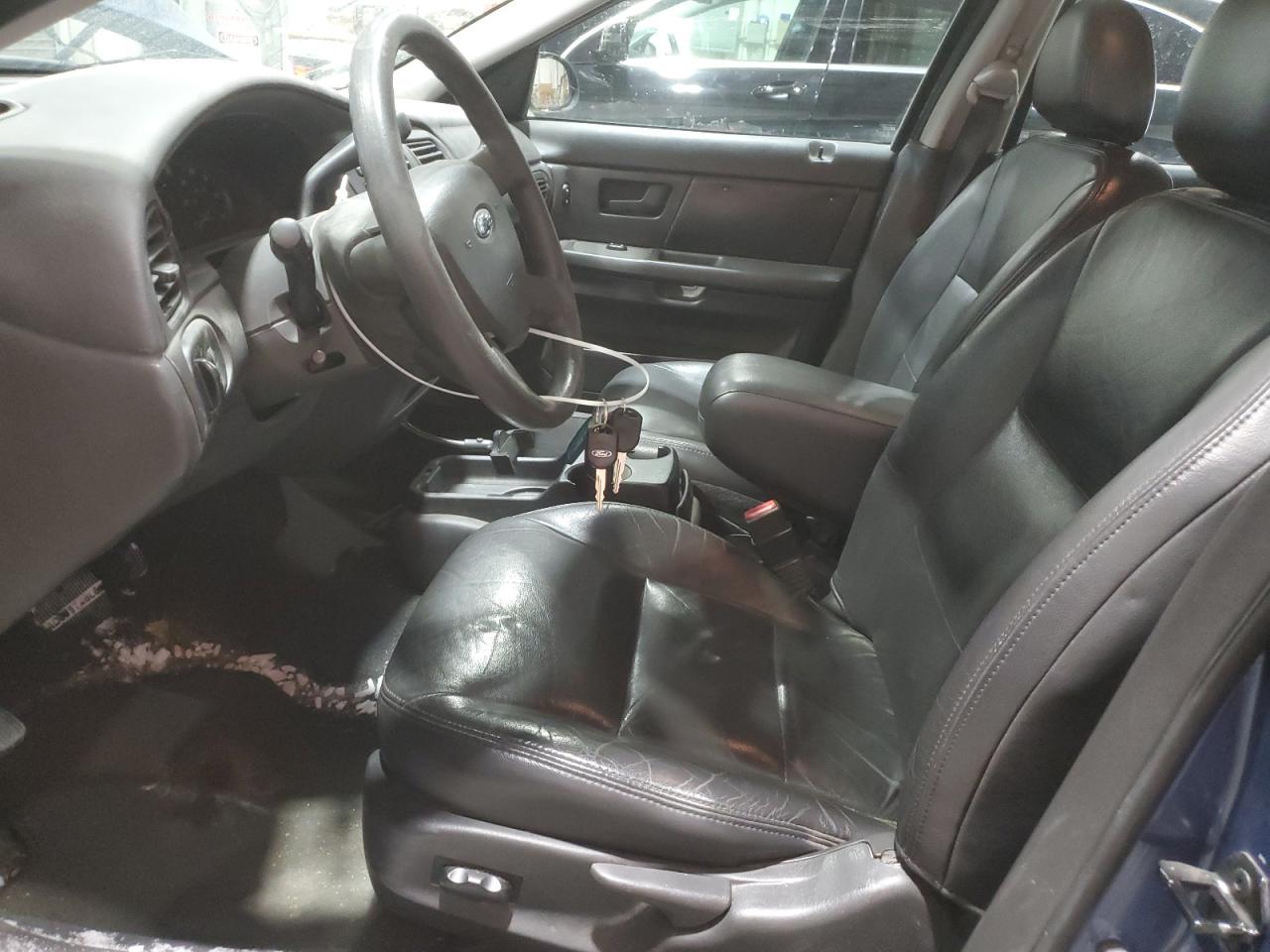 2004 Ford Taurus - Image 7