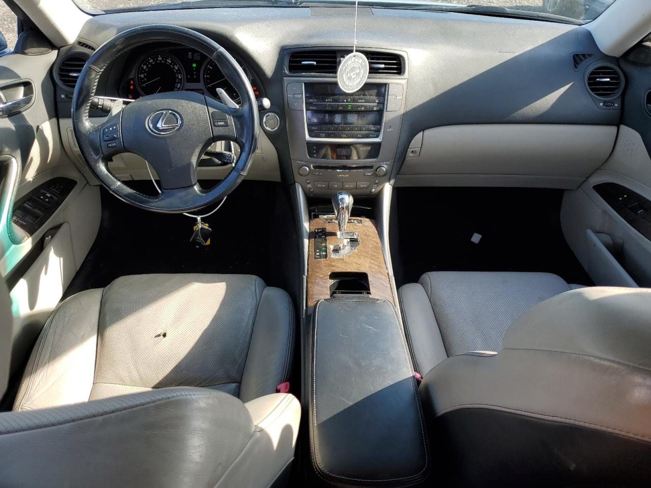 2009 Lexus IS - Image 8