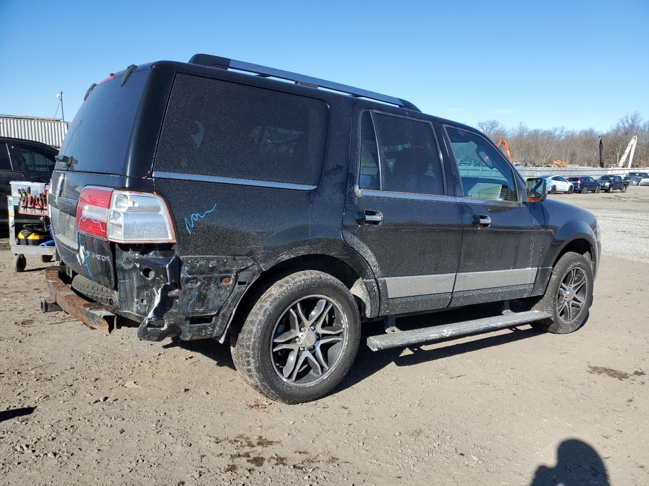 2008 Lincoln Navigator - Image 3