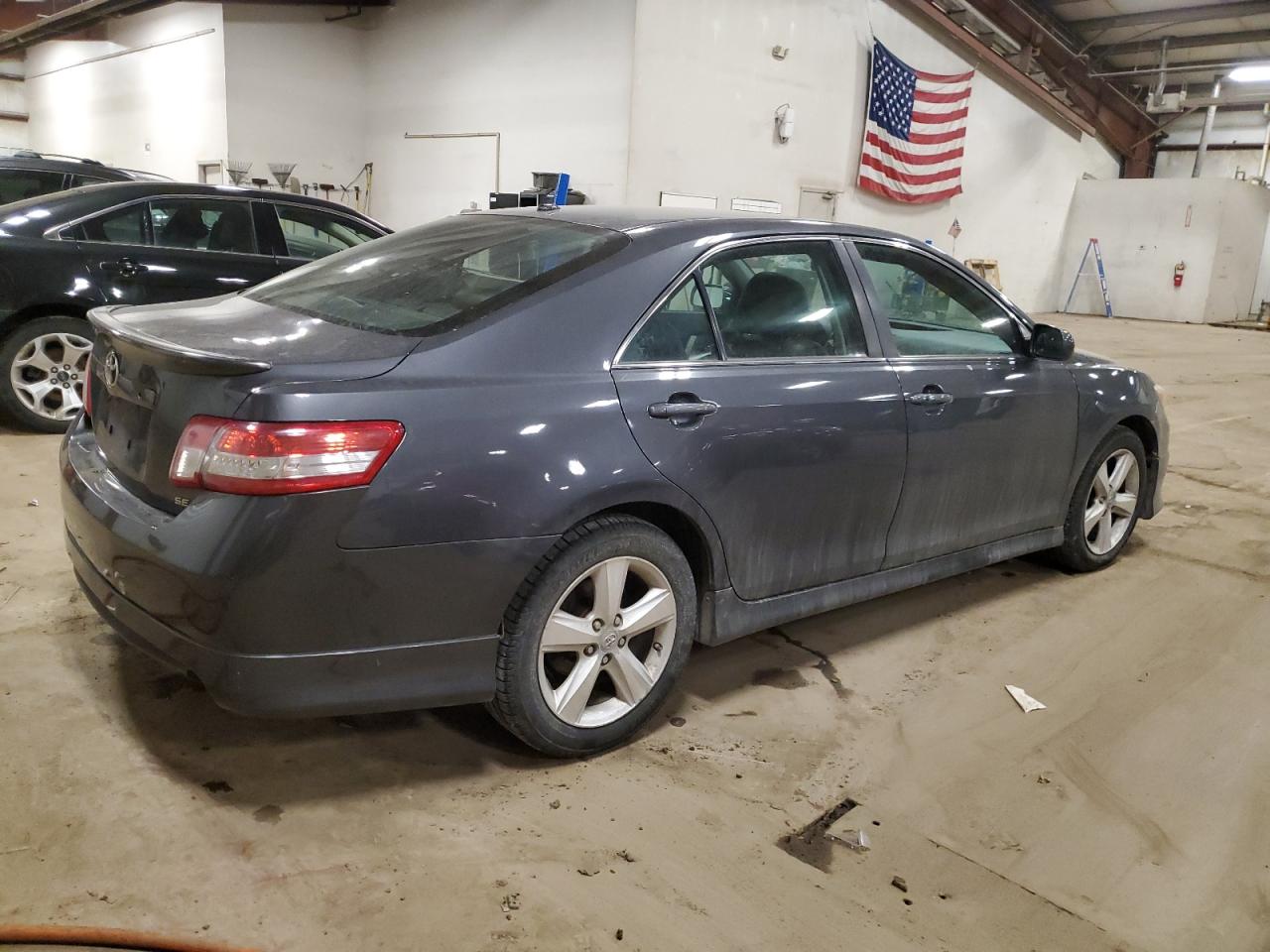 2011 Toyota Camry - Image 3