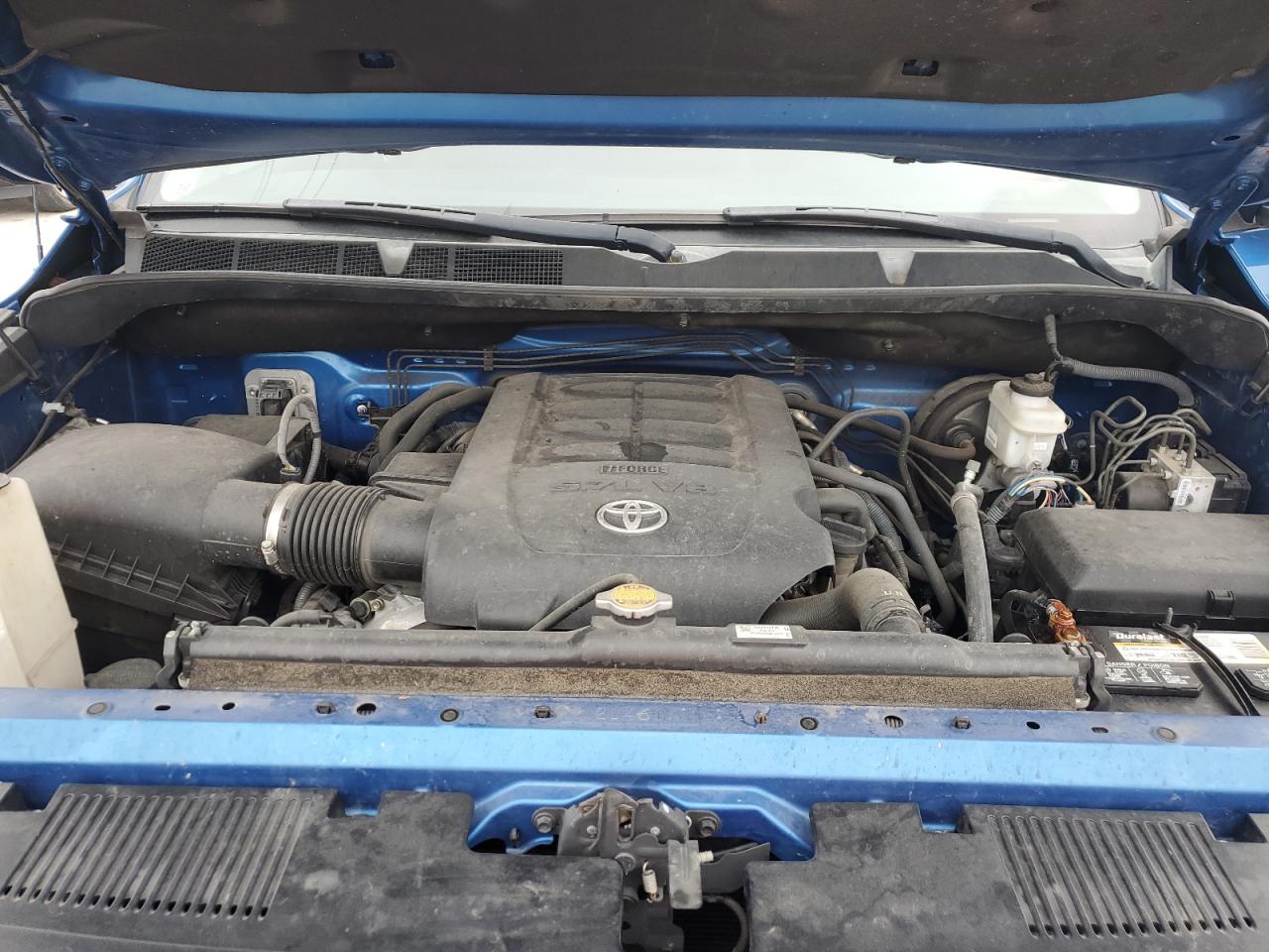 2016 Toyota Tundra - Image 12