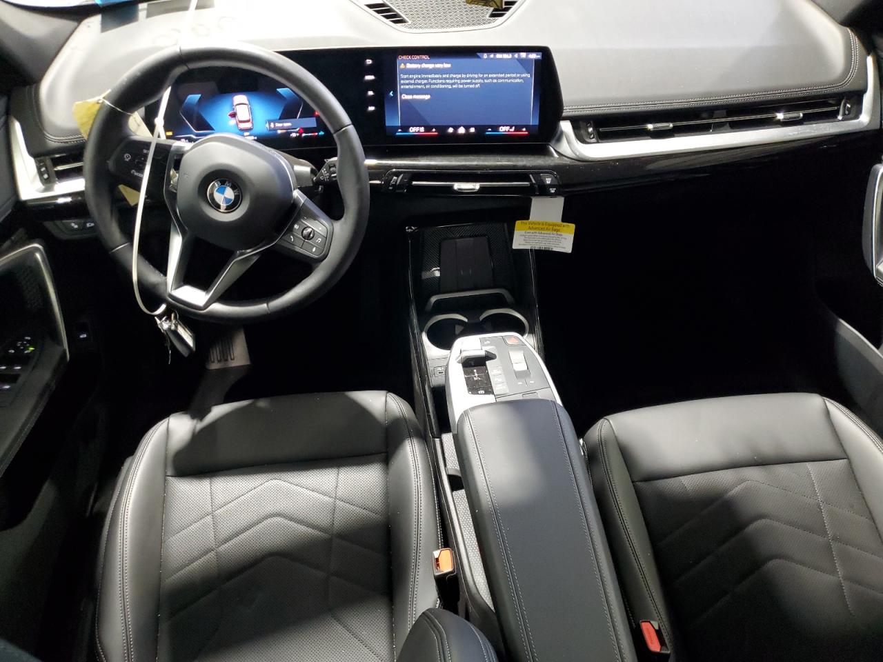 2024 BMW X1 - Image 8