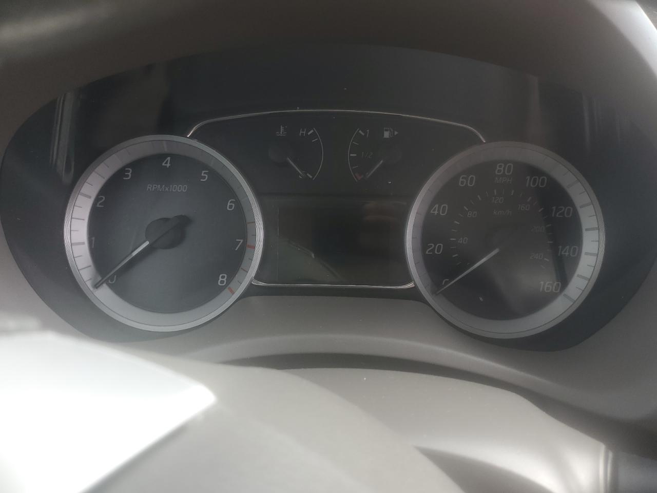 2014 Nissan Sentra - Image 9