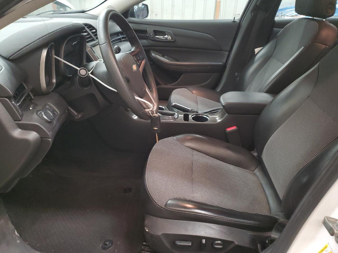 2015 Chevrolet Malibu - Image 7