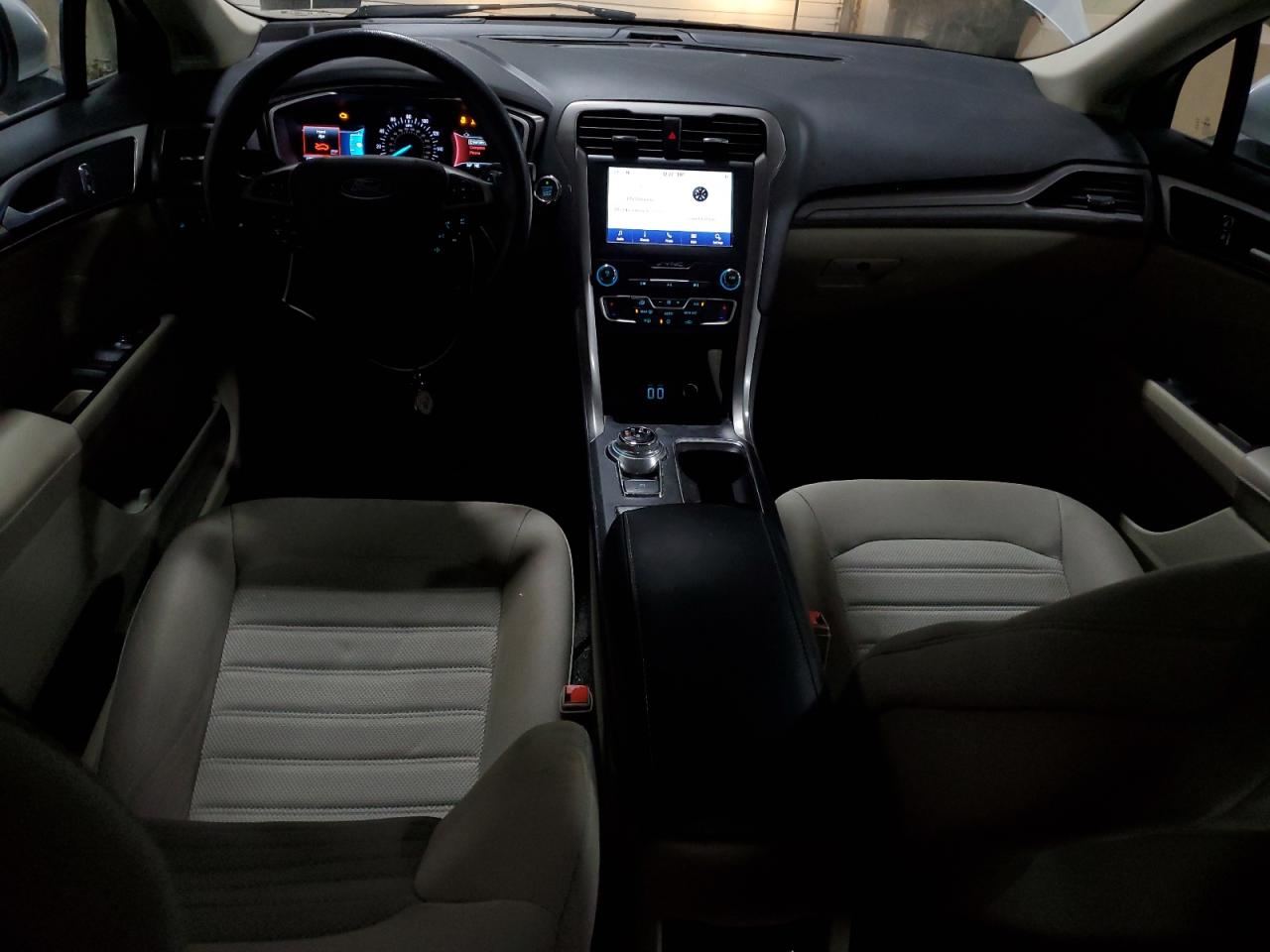 2019 Ford Fusion - Image 8